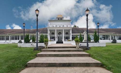 www.thefourseasonswisconsin.com