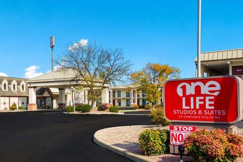 www.1lifehotel.com