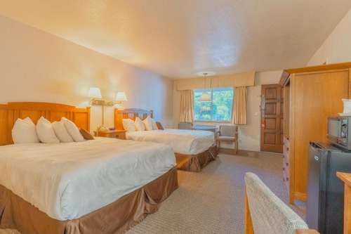 www.mariposalodge.com