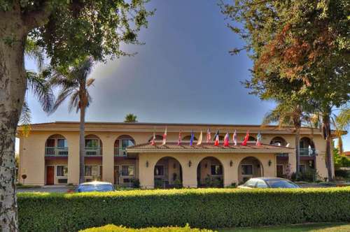 www.executiveinnmh.com