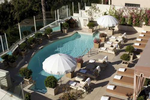 www.sunsettowerhotel.com