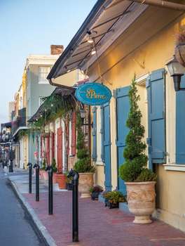 www.hotelstpierre.com