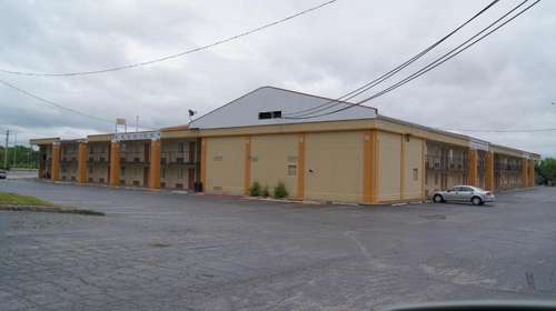 www.executiveinncrossville.us