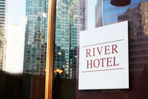 www.chicagoriverhotel.com