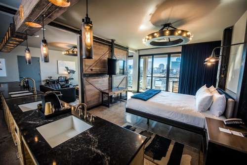 www.foundrehotels.com