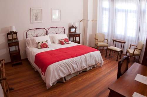 www.hotelpapiros.com
