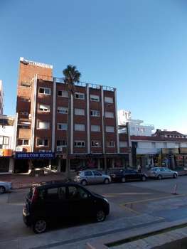 www.shelton-hotel.com