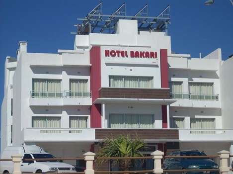 www.hotelbakari.com