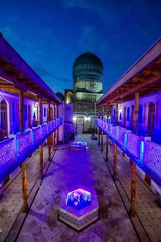 www.hotelbibikhanum.com