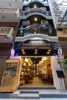 www.luxurybackpackers.com.vn