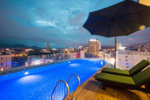 www.centralhoteldanang.com