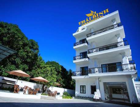 www.thaibinhcamranhhotel.com