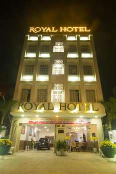 www.royalhotel79.com