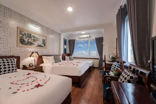 www.princehanoihotel.com