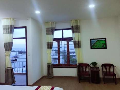 www.khachsanyenphu.com