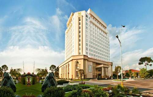 www.tansonnhatsaigon.com
