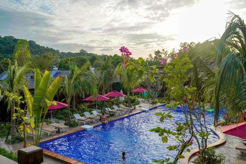 www.bambusaresort.com