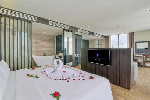 www.poseidonnhatranghotel.com