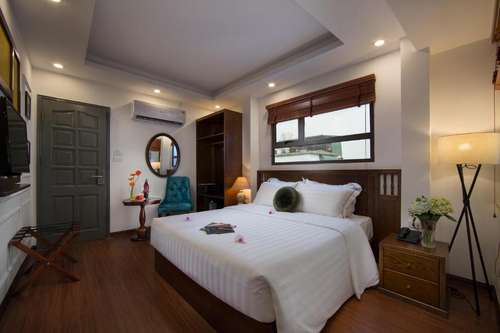 www.hanoiamberhotel.com