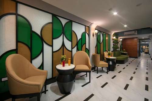 www.hanoilaselvacentralhotel.com