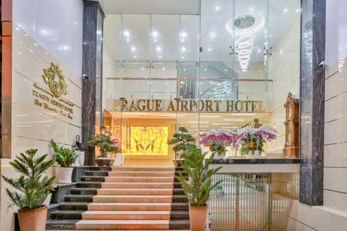 www.pragueairporthotelvn.com