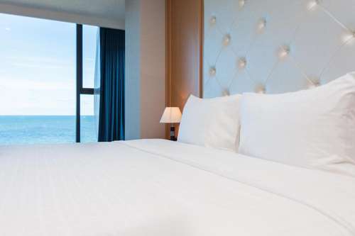 www.vungtaurivahotel.com