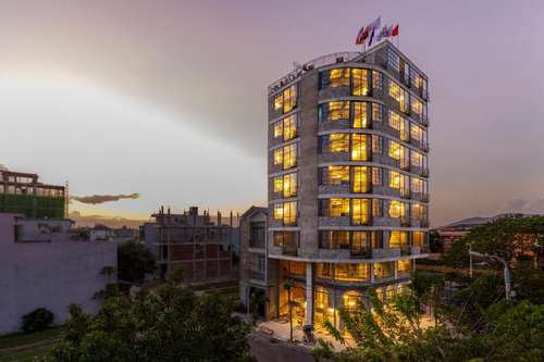 www.bridgesdanang.com