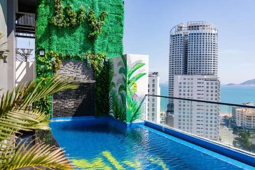 www.ivyhotelnhatrang.com