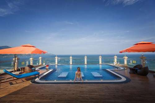 www.sevenseahotel.com