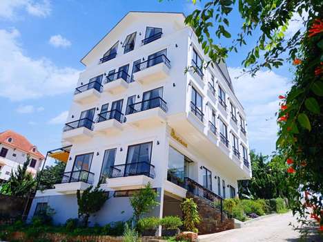 www.amiahotel.blogspot.com