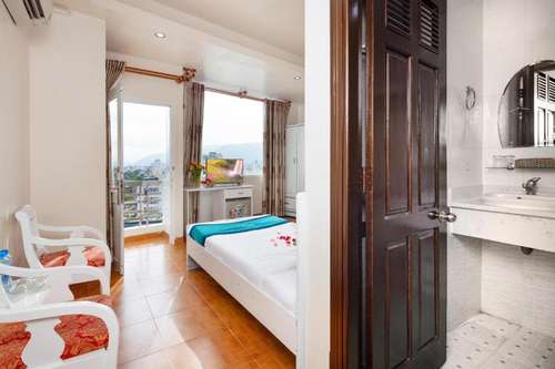 www.kennhatranghotel.com