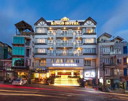 www.kingshoteldalat.com