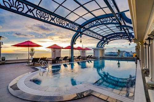 www.avshotelphuquoc.com