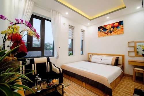 www.hoianroyalvilla.com