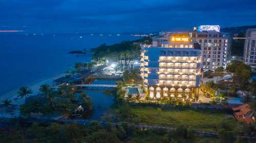 www.themaybeachhotel.com