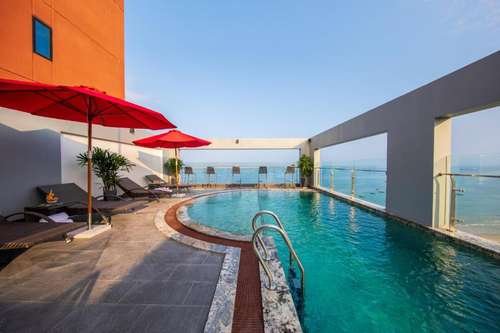 www.nguyengiahotel.com