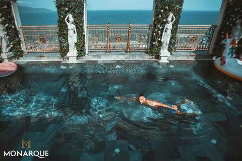 www.monarquehotel.vn