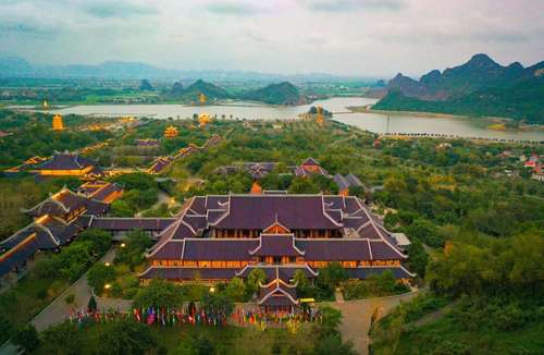 www.baidinhhotel.com