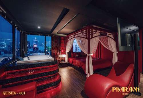 www.pharaonhotel.com
