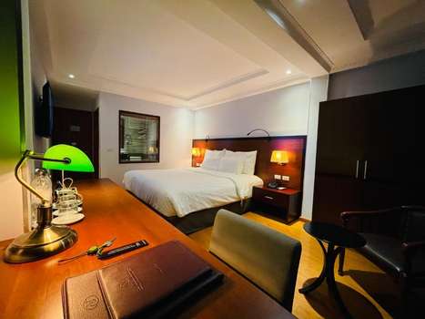 www.thevancouverhotel.com
