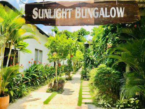 www.sunlightbungalow.com