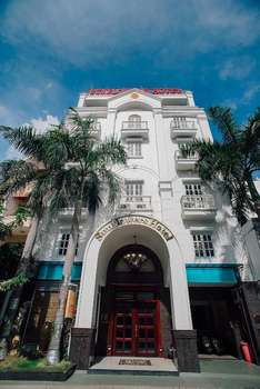 www.sunflowershotelsaigon.com