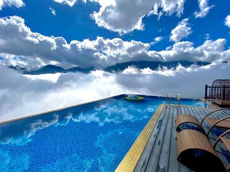 www.pistachiohotel.com