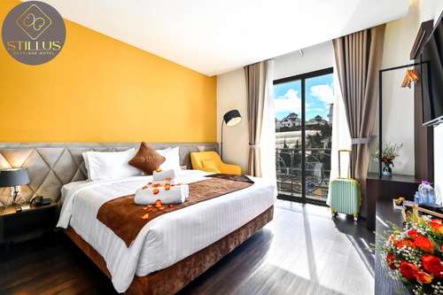 www.stillusboutiquehotel.com