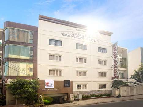 www.hlshotels.com