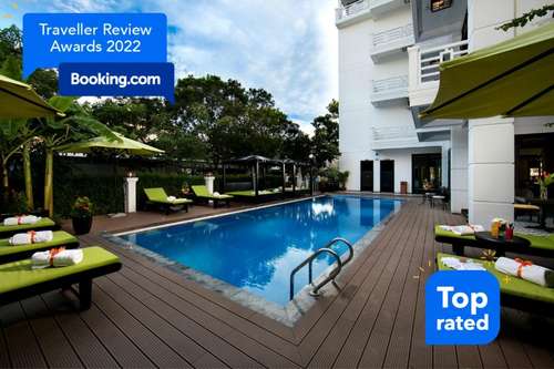 www.goldenholidayhoianhotel.com
