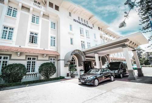 www.dalathotelduparc.com