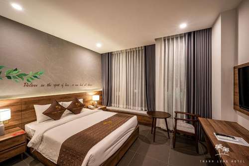 www.thanhlonghotels.com