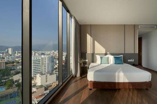 www.emoihotel.com