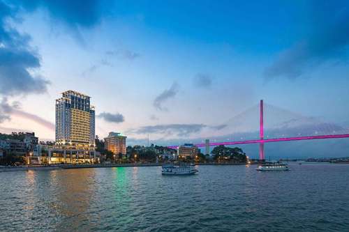 www.wyndhamhalong.com